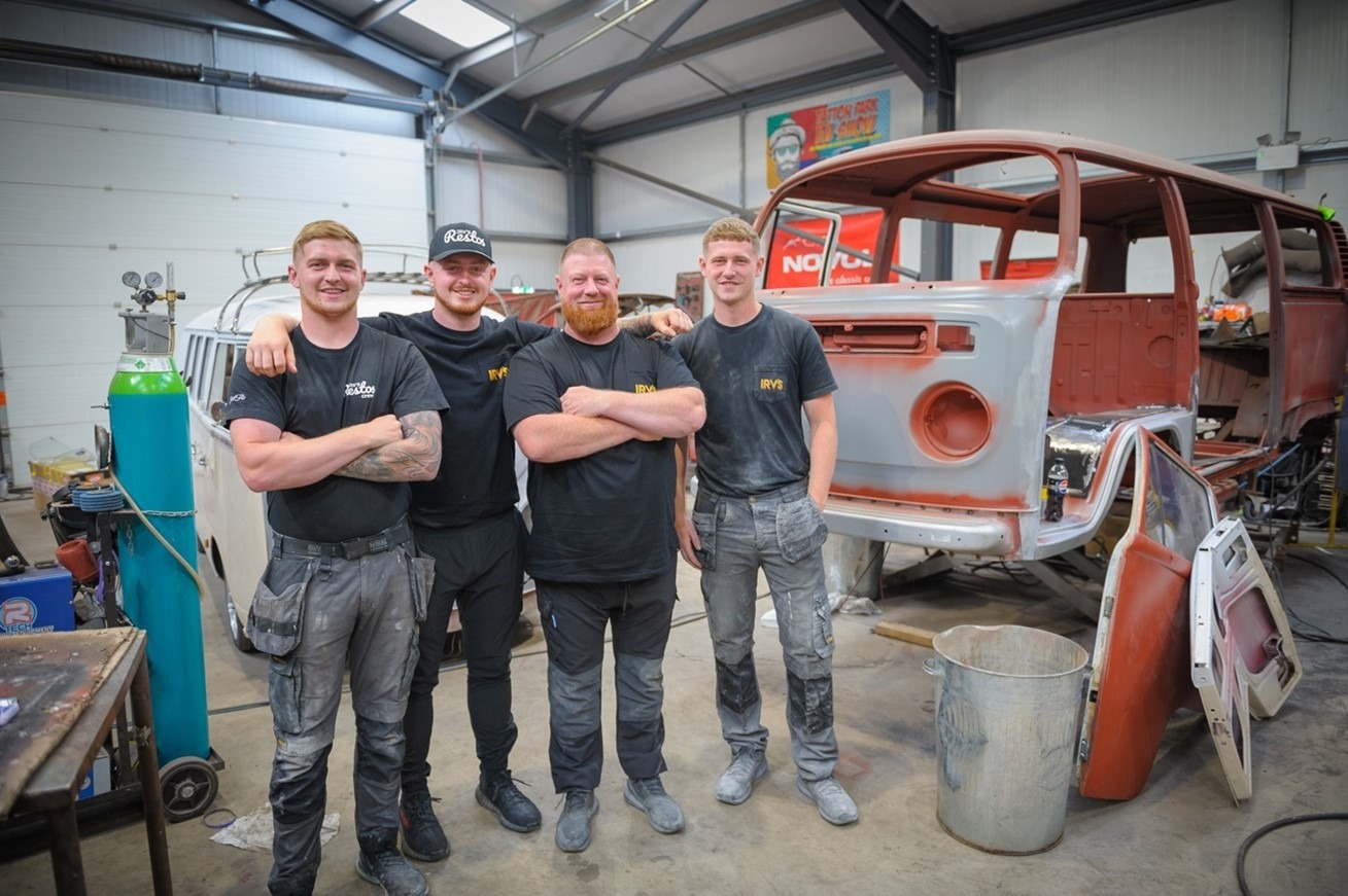 UKTV crowns the Classic Car Kings in new restoration series for U&YESTERDAY
