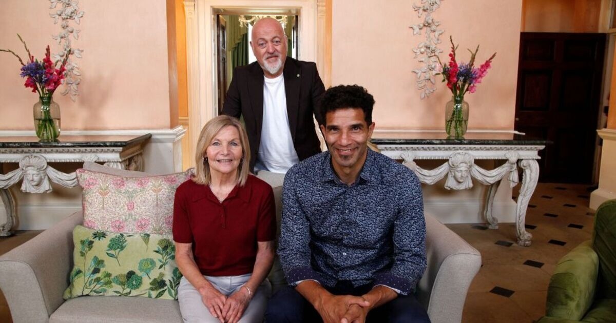 Extraordinary Portraits: Former goalkeeper turned painter David James is tasked to do portrait of the Lost Lioness